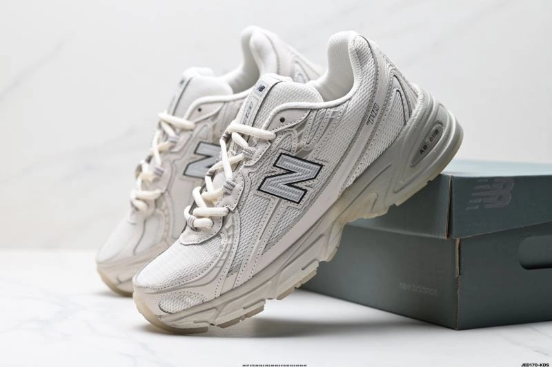 FastDry New Balance Shoes 3107