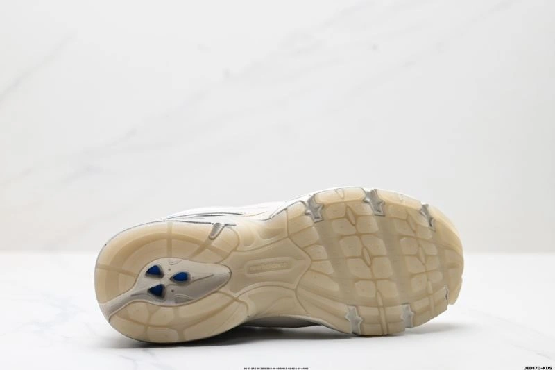 FastDry New Balance Shoes 3107