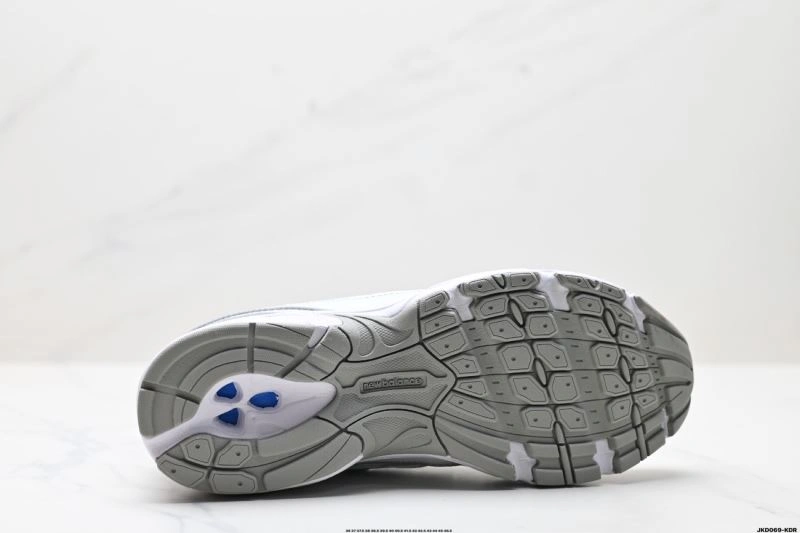 Lightweight New Balance Shoes 3093