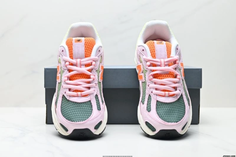New Balance Shoes Tailored 3121