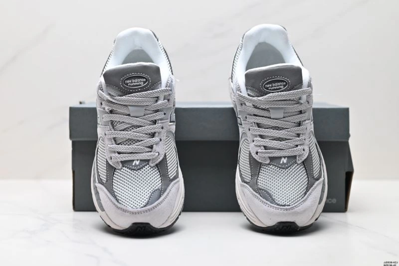 New Balance Shoes Stretchable 2251