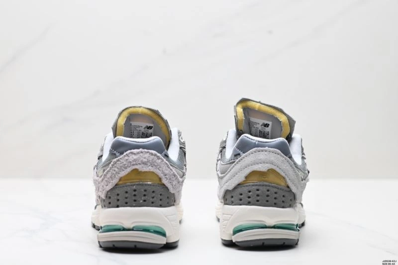 ModernLook New Balance Shoes 2243