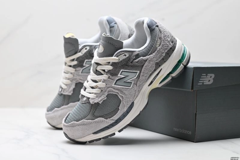 ModernLook New Balance Shoes 2243