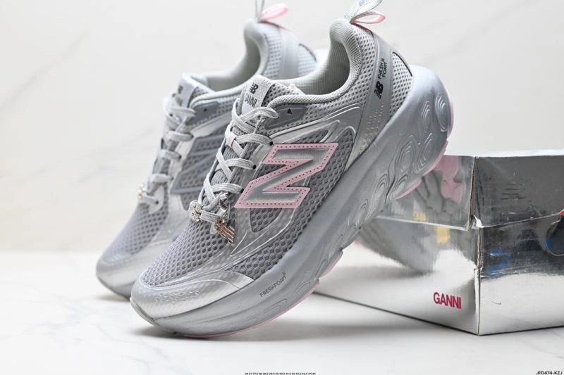 New Balance Shoes Unique 2246