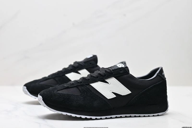 Bold New Balance Shoes 2239
