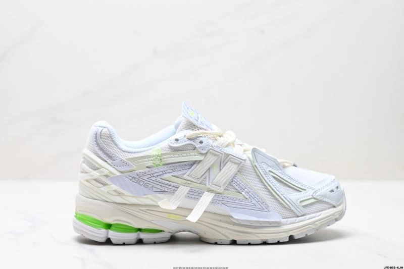 OdorResistant New Balance Shoes 2256