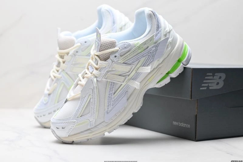 OdorResistant New Balance Shoes 2256