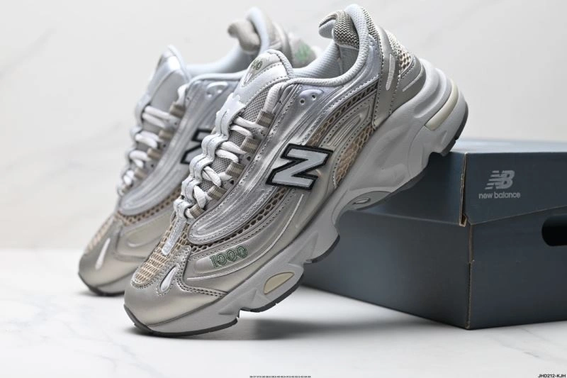 Seasonal New Balance Shoes 2245