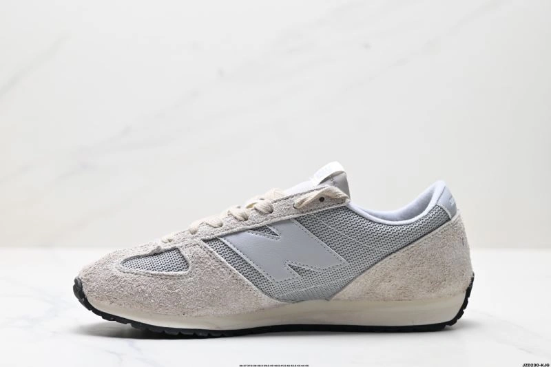 TimelessDesign New Balance Shoes 2235