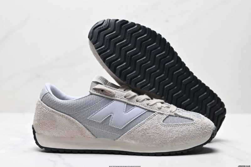 TimelessDesign New Balance Shoes 2235