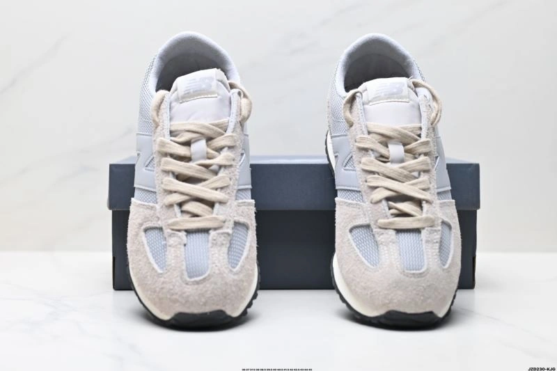 TimelessDesign New Balance Shoes 2235