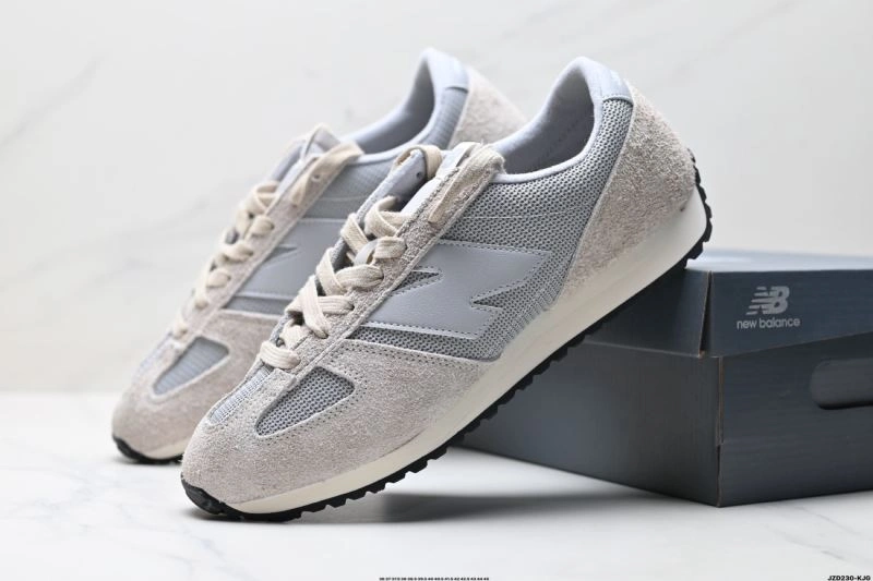 TimelessDesign New Balance Shoes 2235