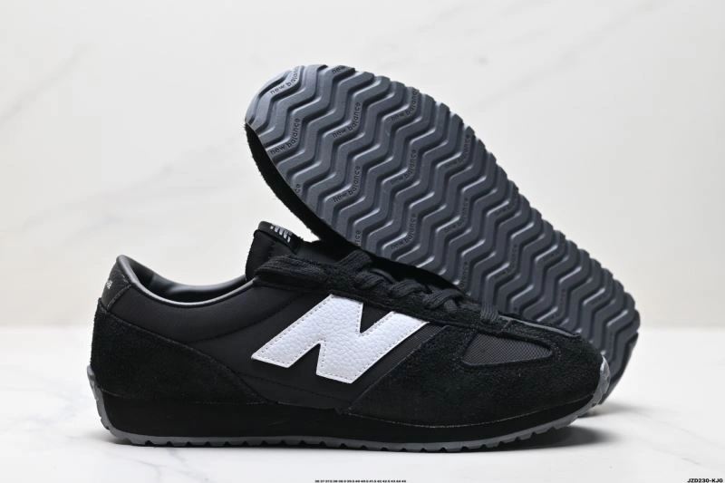 New Balance Shoes Classic 2240