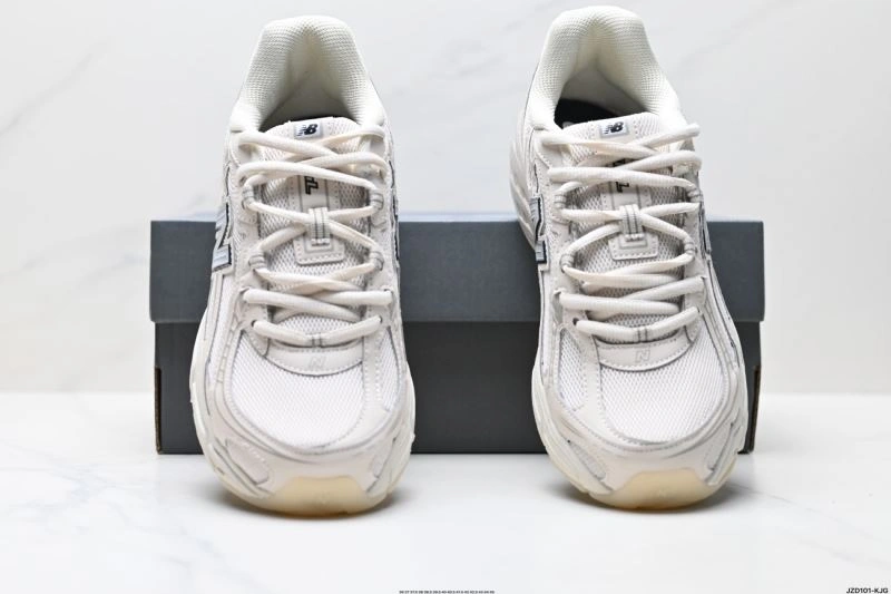 New Balance Shoes Lightweight 2232