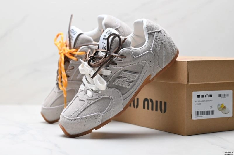 New Balance Shoes Modern 2226
