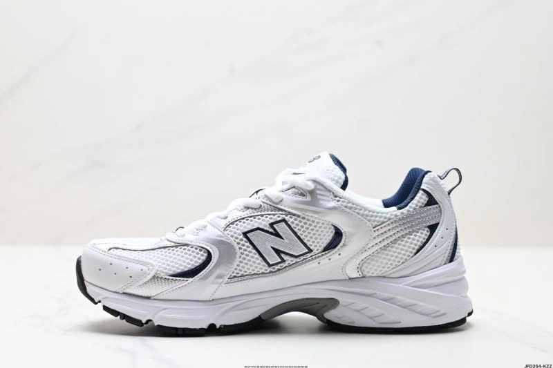 New Balance Shoes UrbanChic 2225