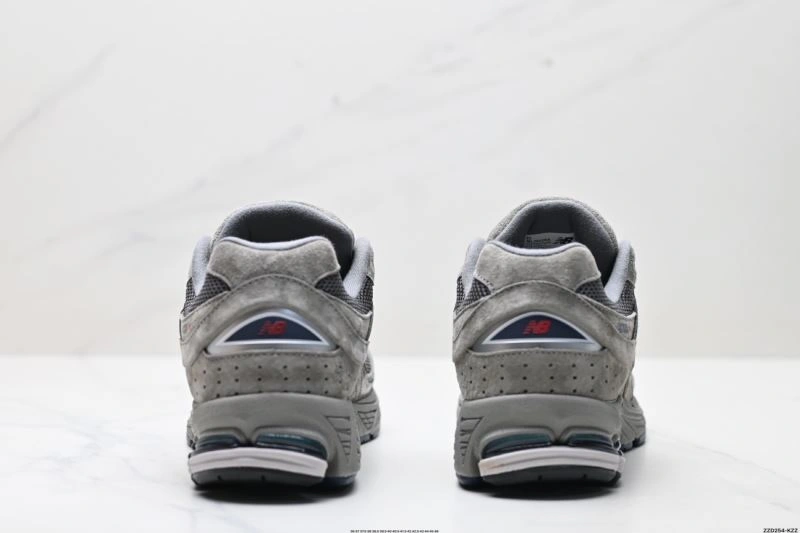 New Balance Shoes WellDesigned 2223