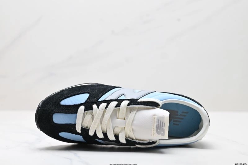MoistureWicking New Balance Shoes 2205