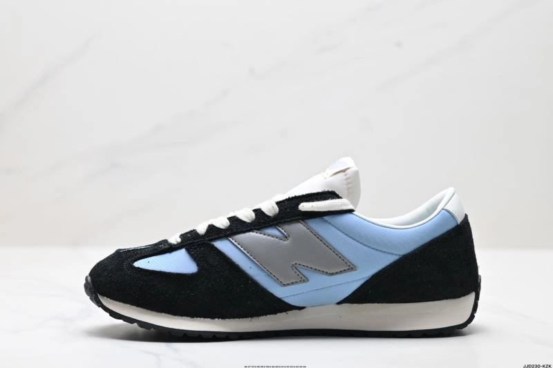 MoistureWicking New Balance Shoes 2205
