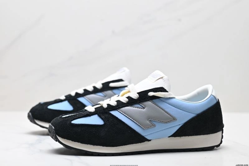 MoistureWicking New Balance Shoes 2205