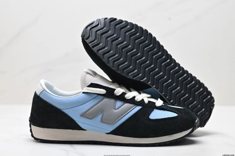 MoistureWicking New Balance Shoes 2205