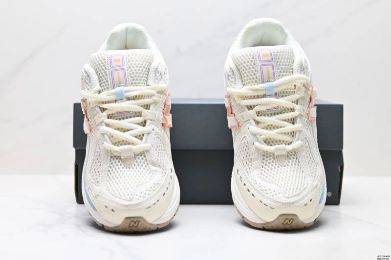 New Balance Shoes EyeCatching 2207