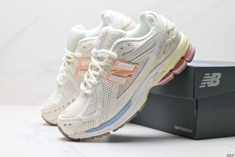 New Balance Shoes EyeCatching 2207