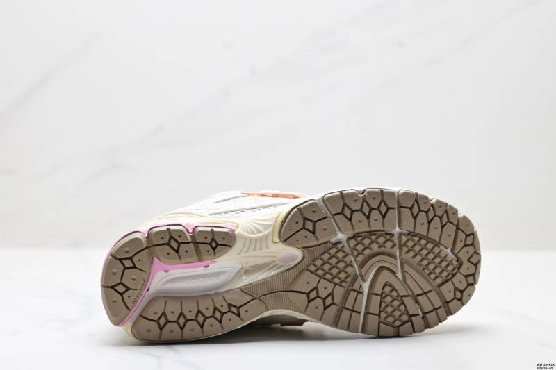 New Balance Shoes EyeCatching 2207