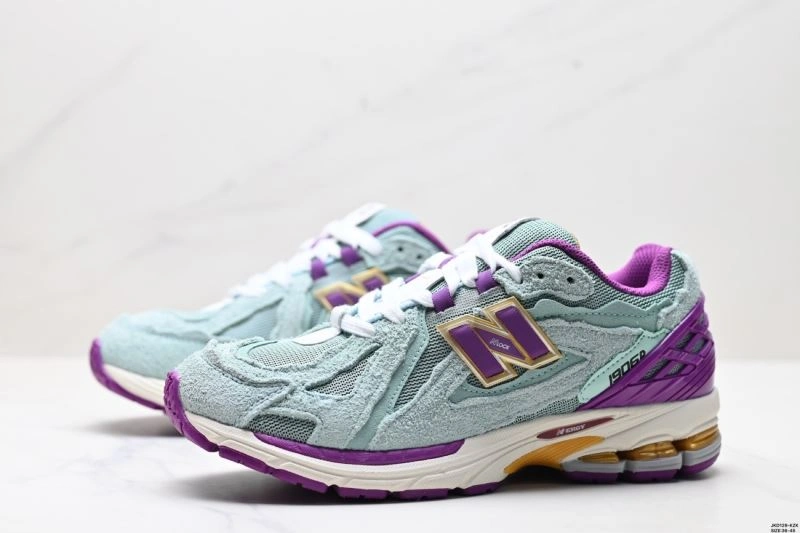 New Balance Shoes ModernLook 2215