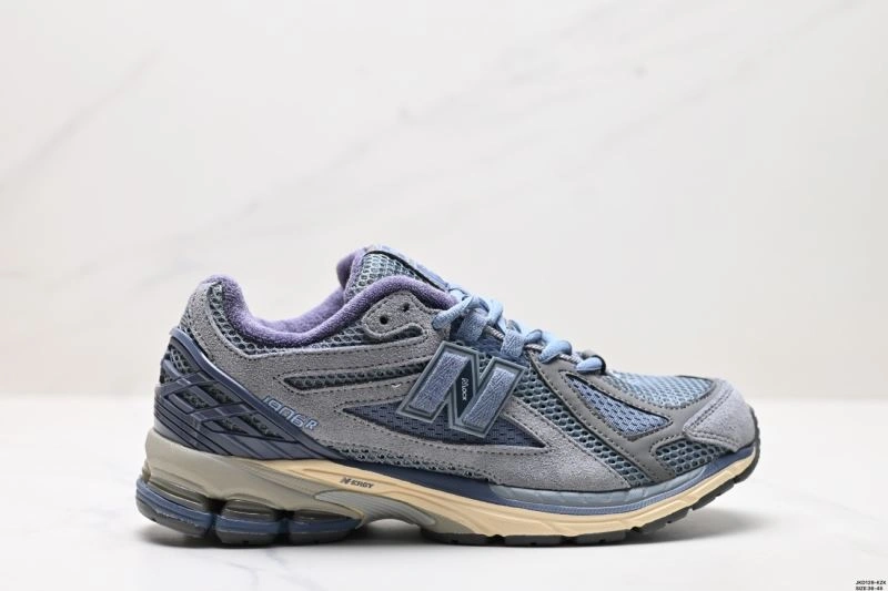 New Balance Shoes Resilient 2210