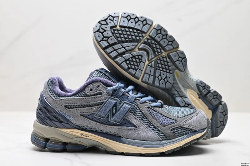New Balance Shoes Resilient 2210