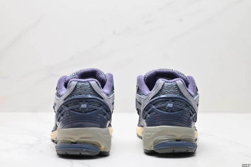 New Balance Shoes Resilient 2210