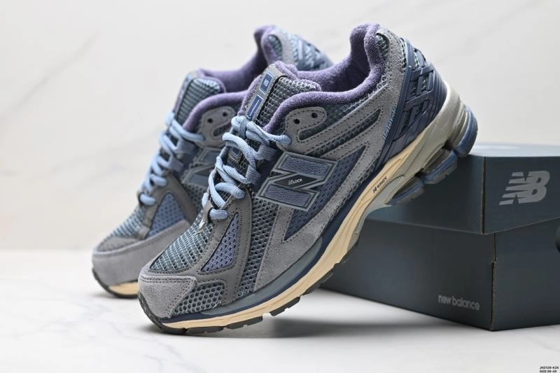 New Balance Shoes Resilient 2210