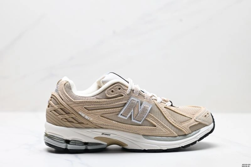 MoistureWicking New Balance Shoes 2208