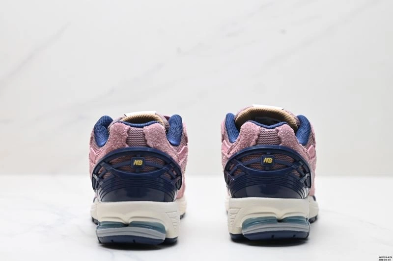 Classic New Balance Shoes 2201