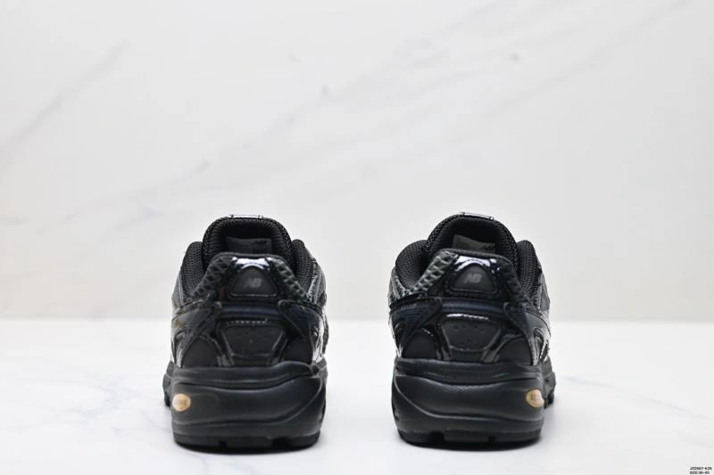 New Balance Shoes StreetReady 2202