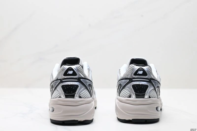 Effortless New Balance Shoes 2200