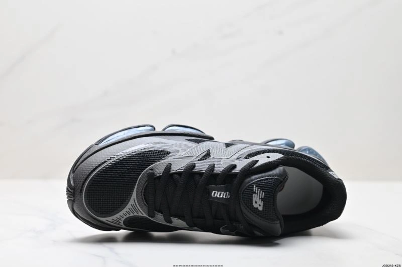 Lightweight New Balance Shoes 2186