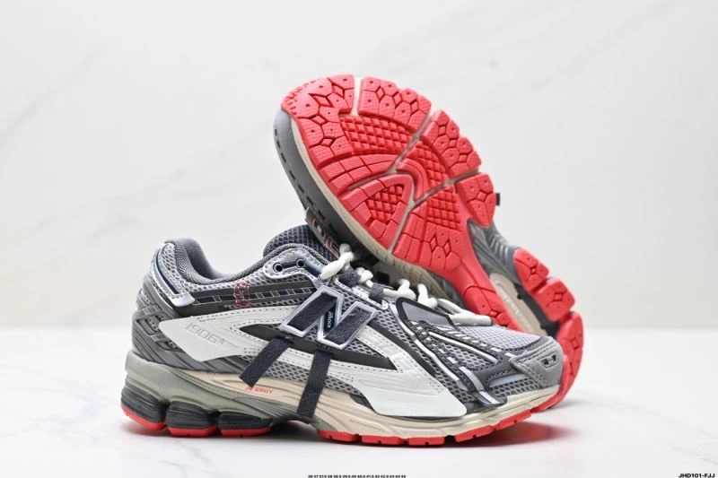 Classic New Balance Shoes 2229