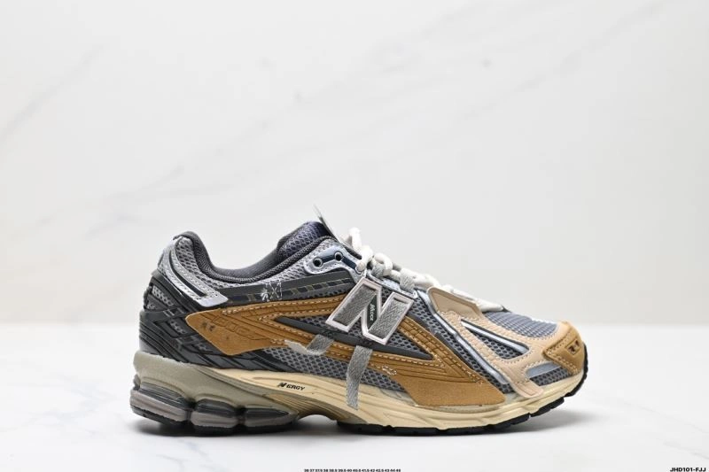 UrbanStyle New Balance Shoes 2152