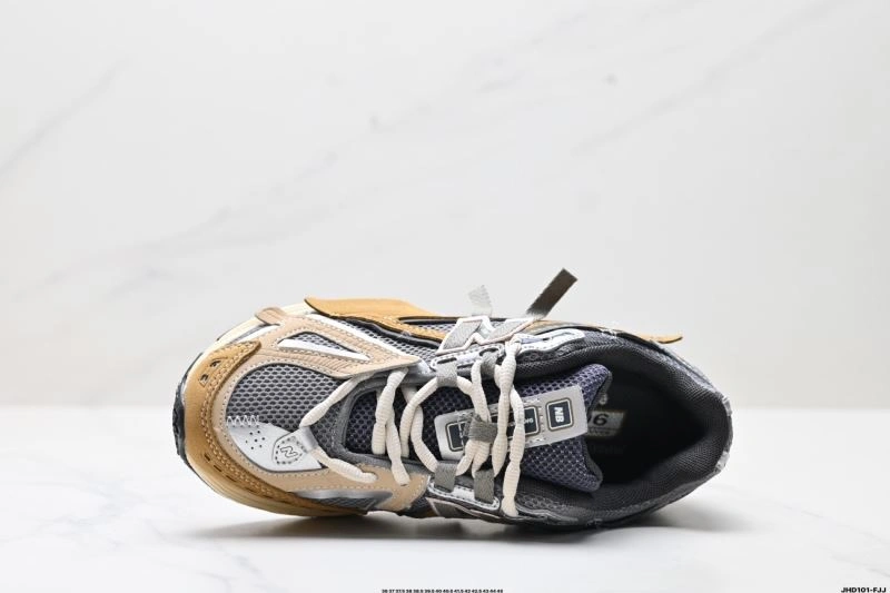 UrbanStyle New Balance Shoes 2152