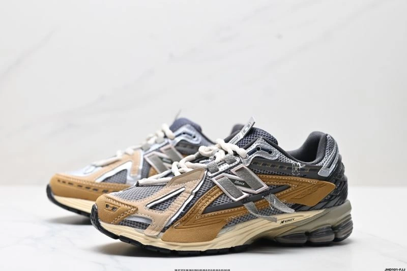 UrbanStyle New Balance Shoes 2152