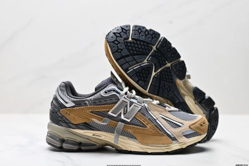 UrbanStyle New Balance Shoes 2152