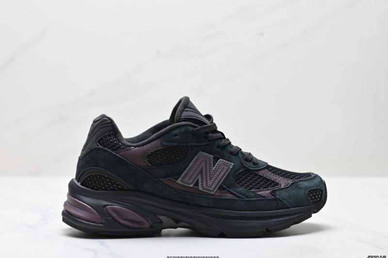 Neat New Balance Shoes 2168