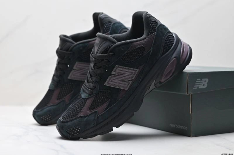 Neat New Balance Shoes 2168