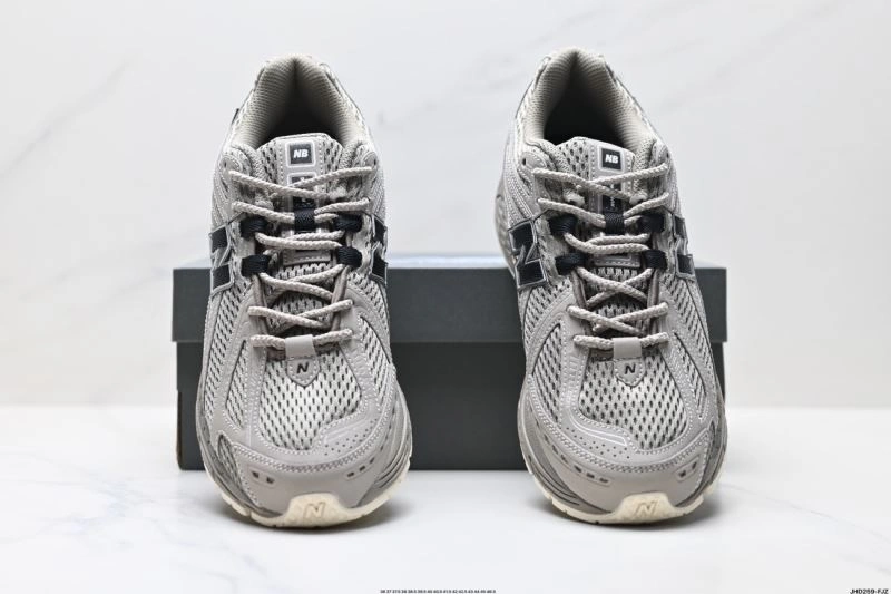 New Balance Shoes Snug 2151