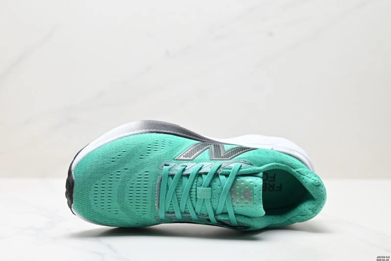 Neat New Balance Shoes 2144