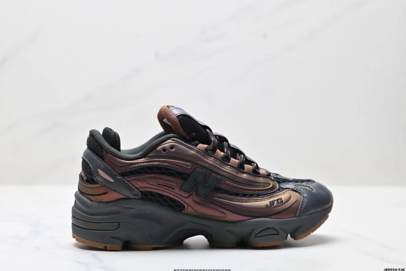 New Balance Shoes Refined 2146