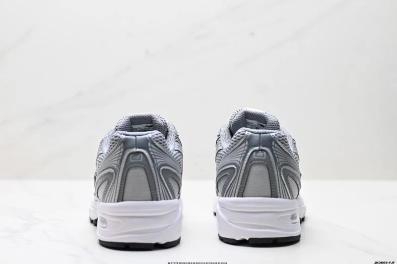 Youthful New Balance Shoes 2142