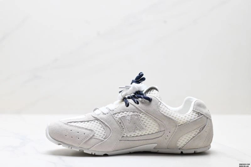 Stretchable New Balance Shoes 2126